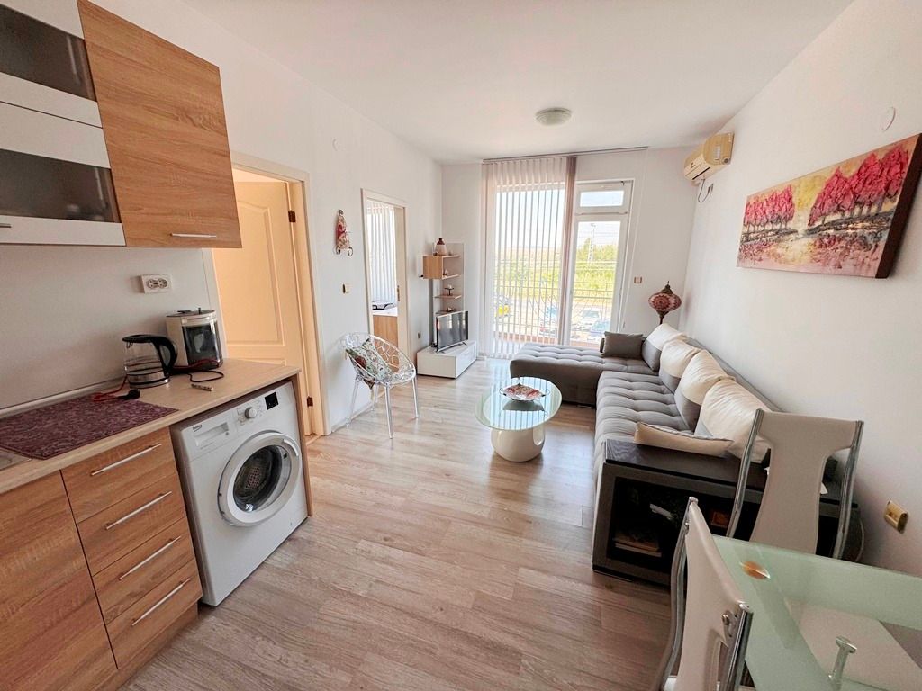 Property photo 3 of 19