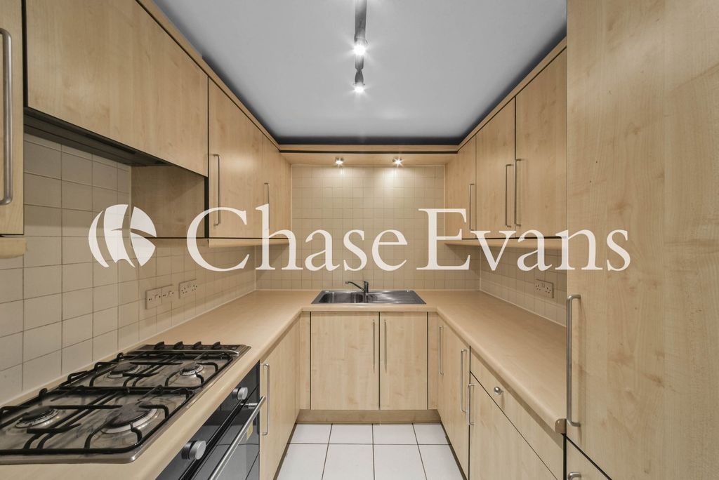 Property photo 2 of 17 Kitchen