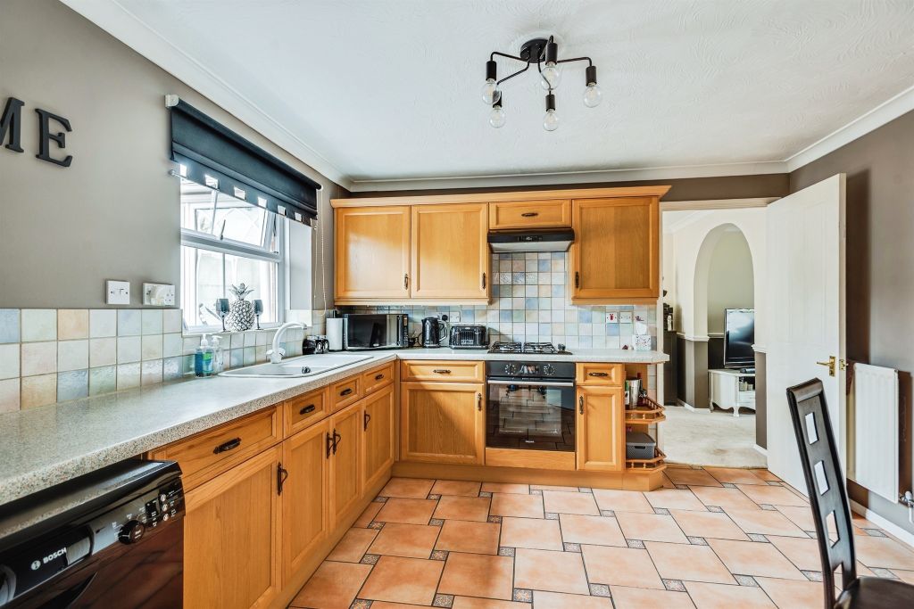 Property photo 3 of 13