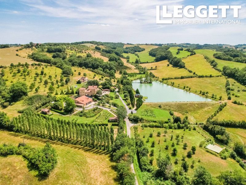 Property photo 2 of 10