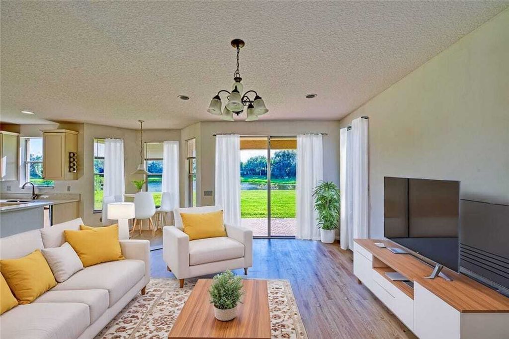 Property photo 1 of 31