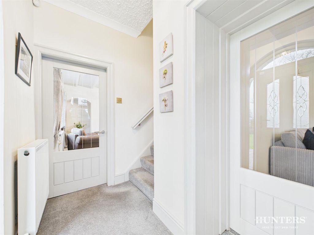 Property photo 2 of 33 Cam05287G0-Pr0149-Still001.Jpg