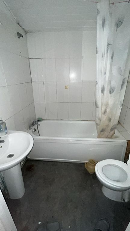 Property photo 3 of 7 Gallery