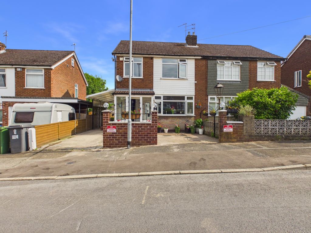 Property photo 1 of 35 Cam03729G0-Pr0349-Still001