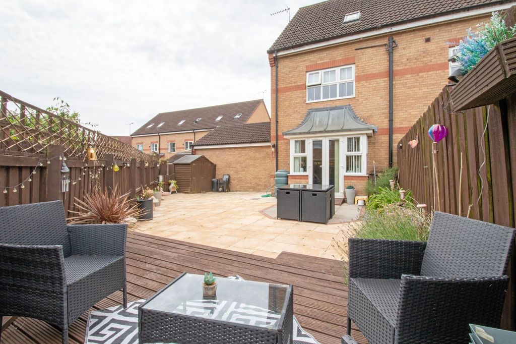 Additional image 16 of 3 bed property for saleFalcon Grove, Gainsborough DN21