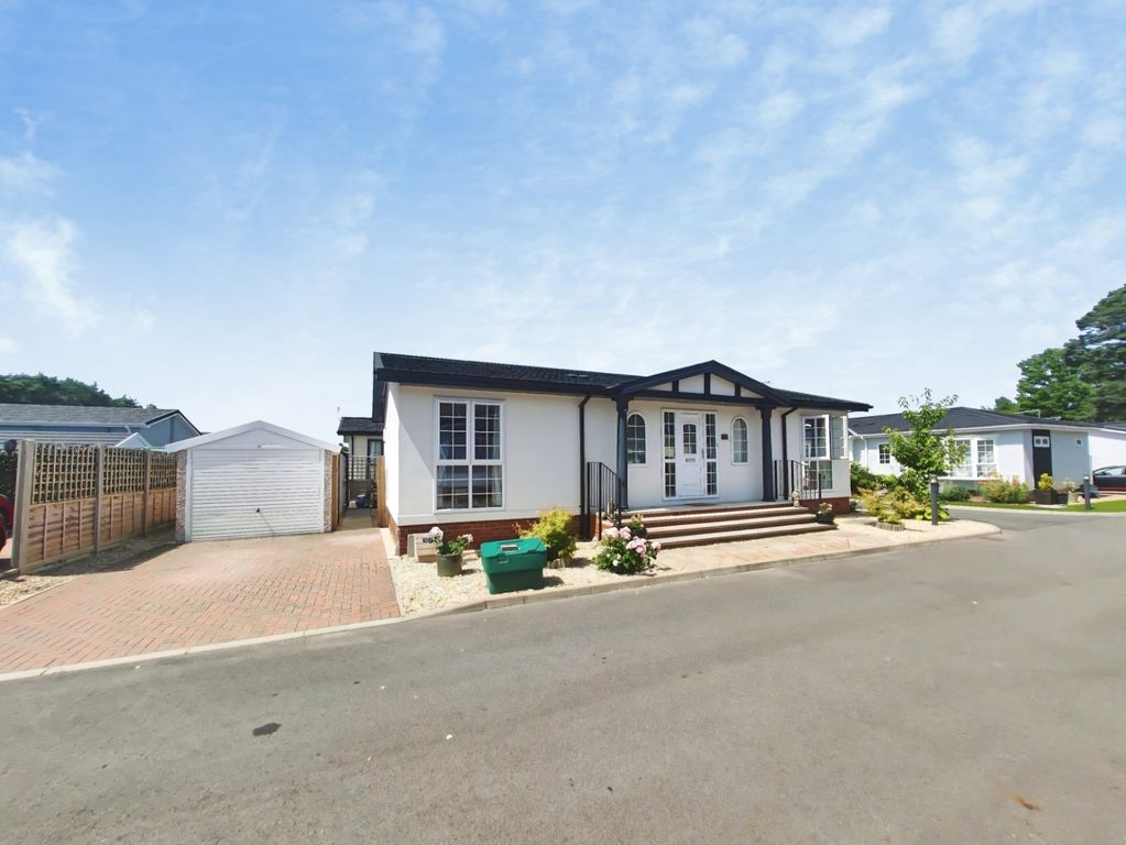 Property photo 1 of 11 Pbox-Img.Jpg