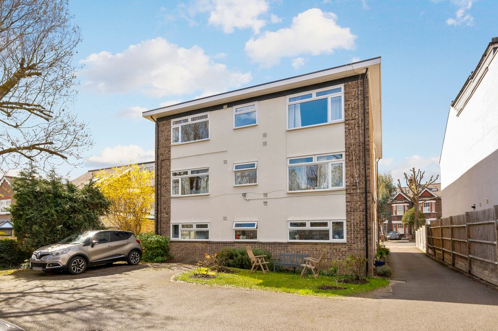 Property photo 1 of 12 Picture No. 10