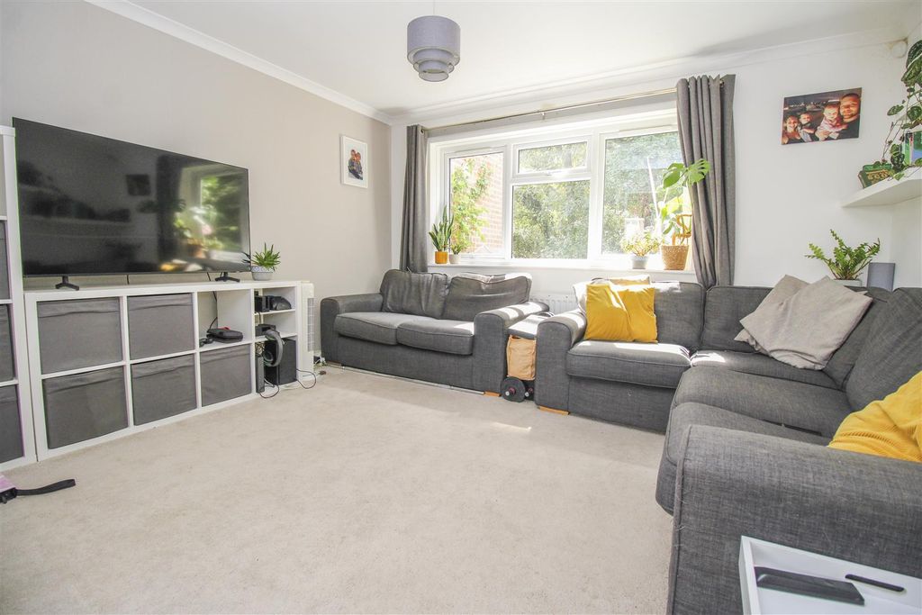 Property photo 2 of 16 Img_9486.Jpg