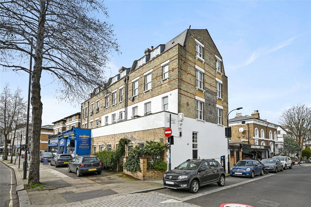 Property photo 3 of 6 Picture No. 10