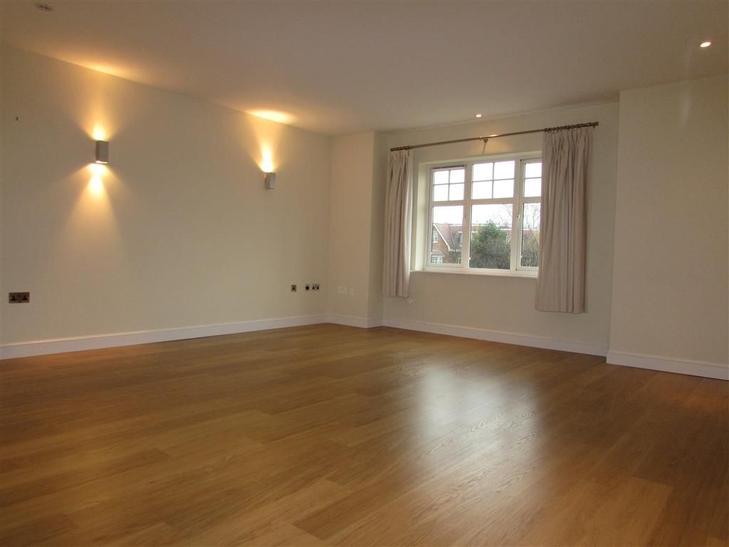 Property photo 2 of 11 Living Room