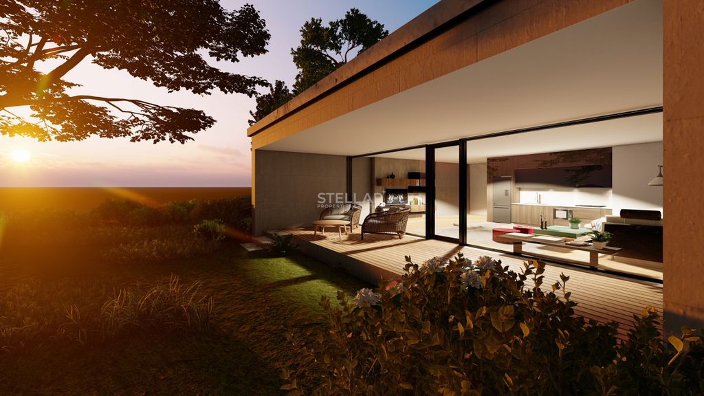 Property photo 1 of 30