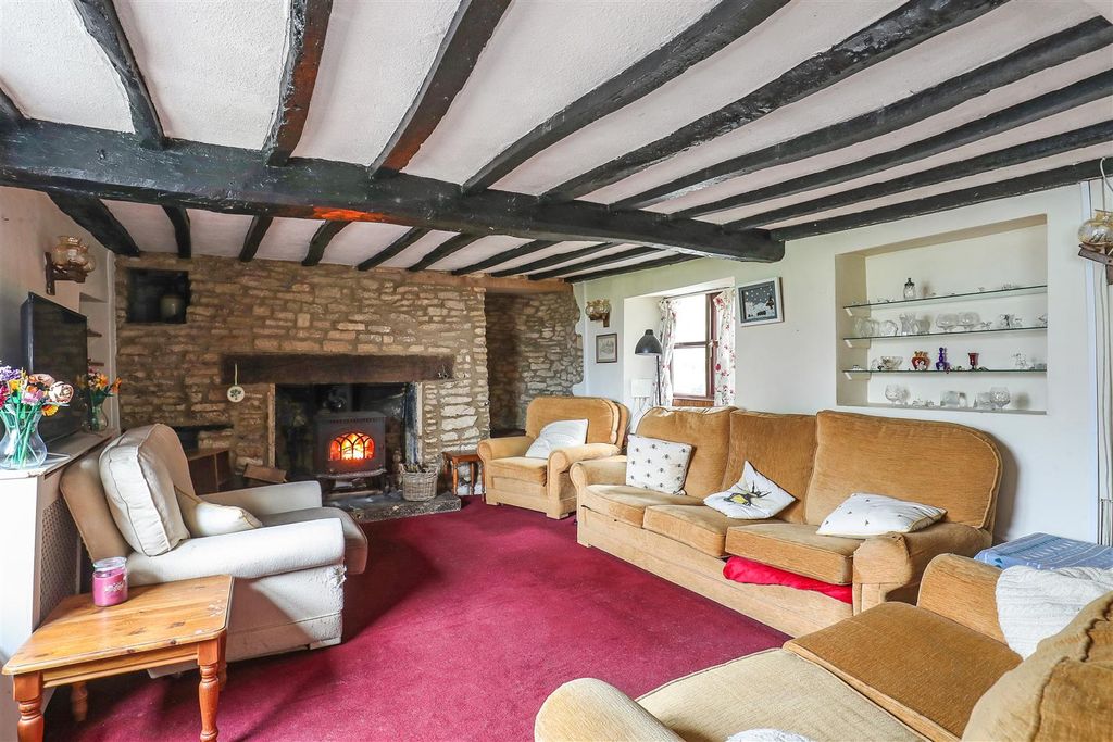 Property photo 3 of 18 Ph27_6382046.Jpg