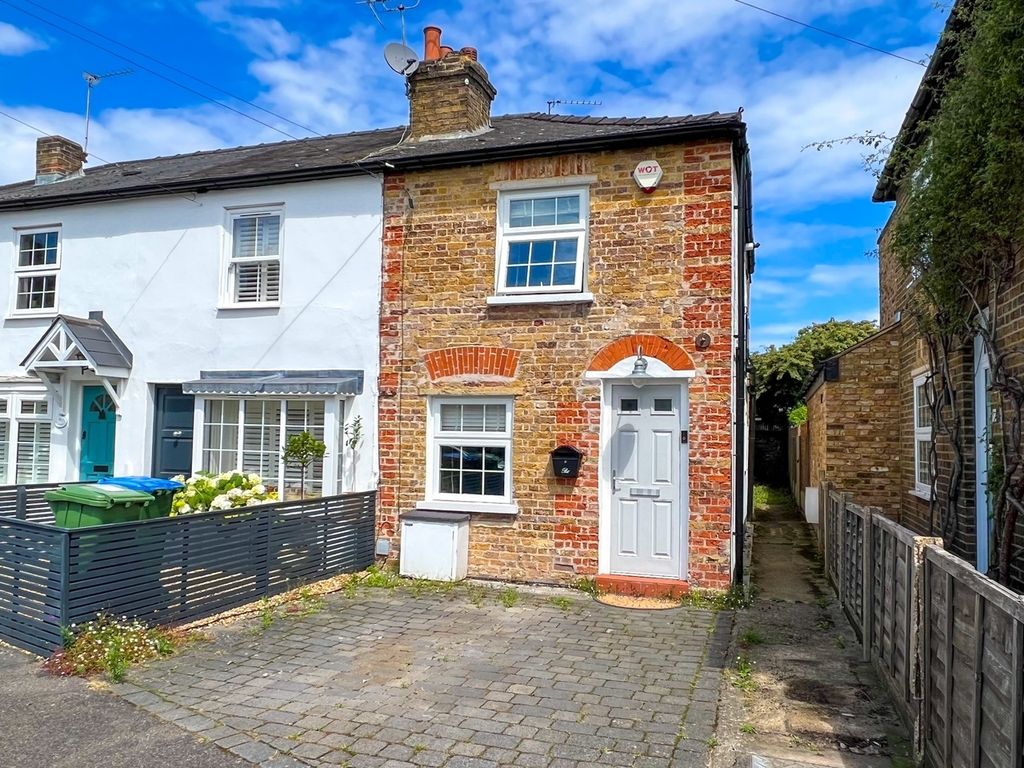 Property photo 1 of 17