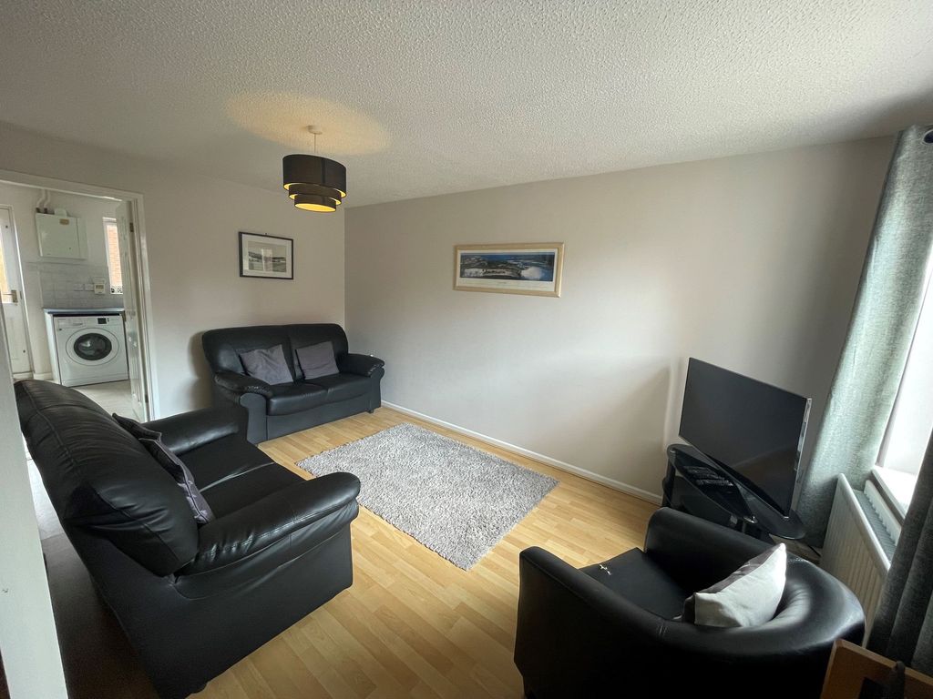 Property photo 2 of 7