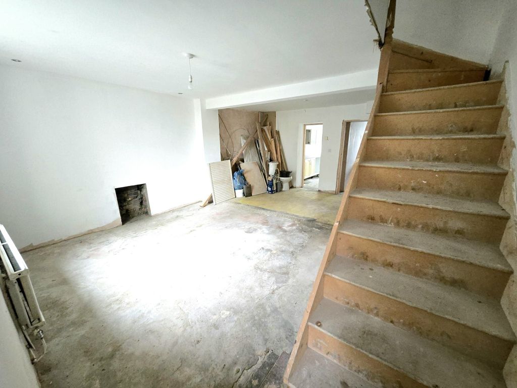 Property photo 2 of 19 Lounge/Diner