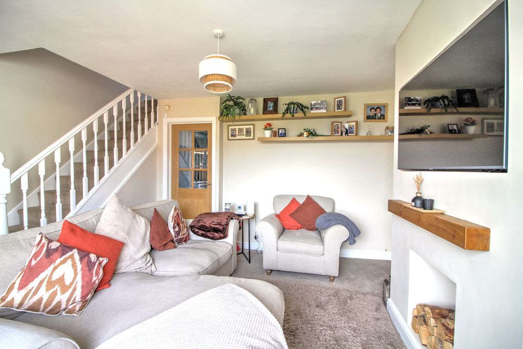 Property photo 2 of 17 Img_1781_2_3