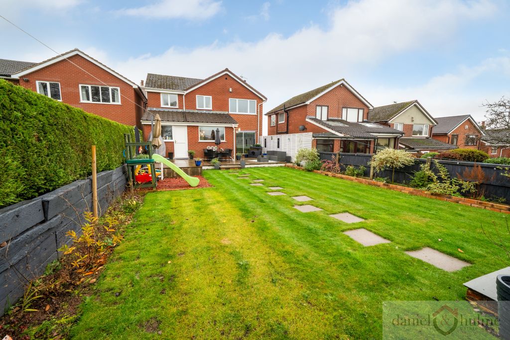 Property photo 2 of 28 79 High View Road-28