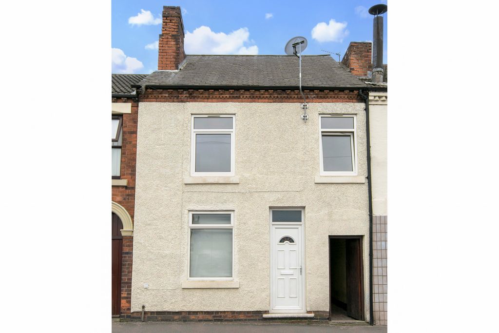 Property photo 1 of 10 Front