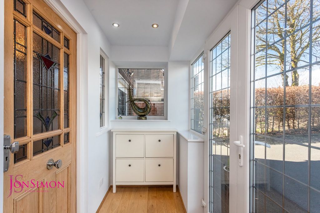 Property photo 3 of 69