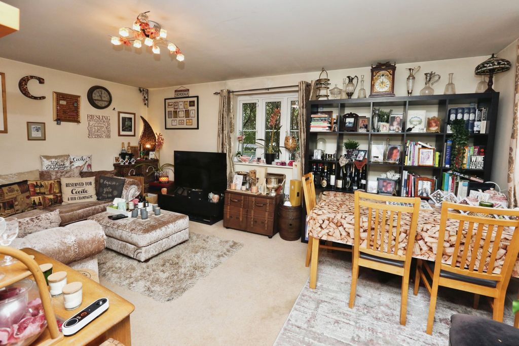 Property photo 3 of 15 Photography