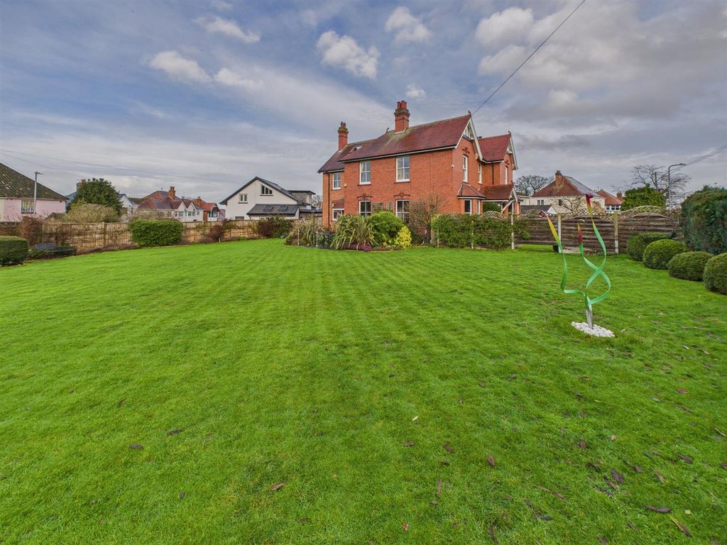 Additional image 22 of 5 bed detached house for saleMadresfield Road, Malvern WR14