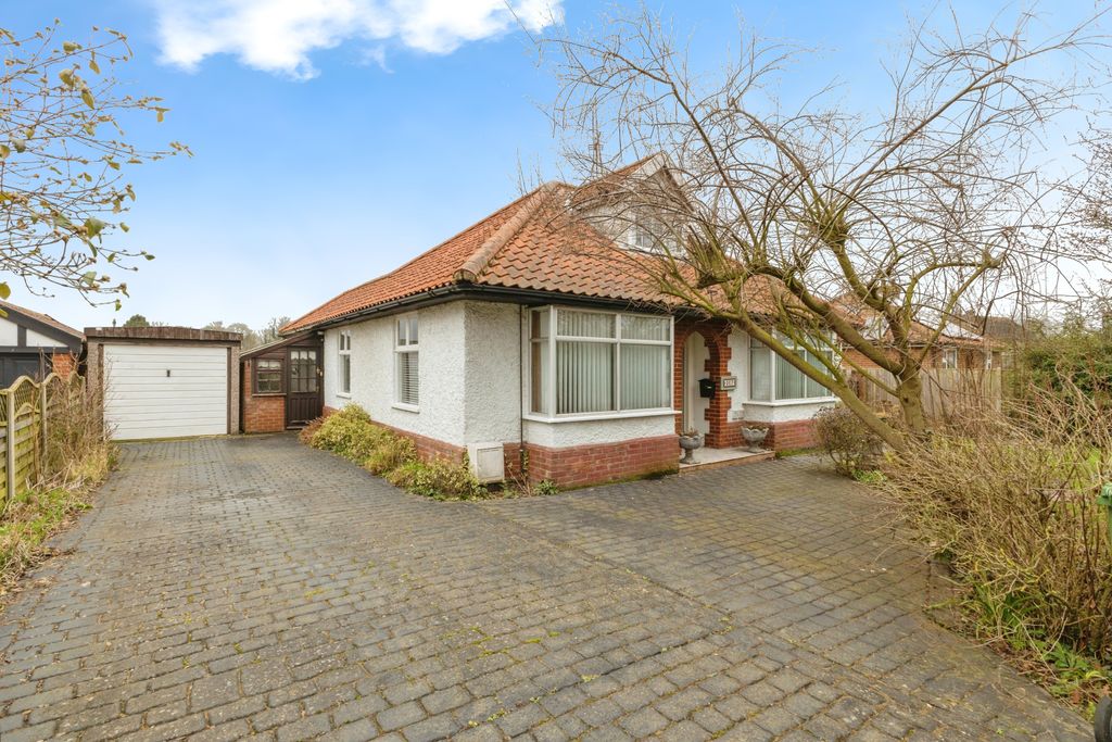Property photo 1 of 17 Photography