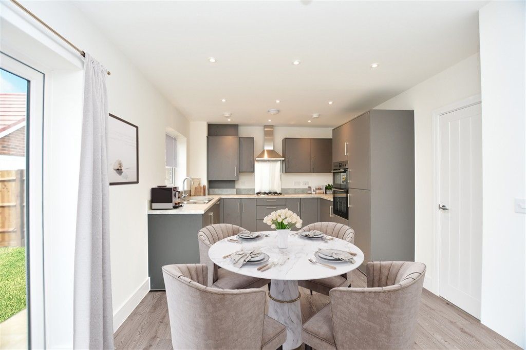 Property photo 3 of 7 Example Kitchen/Dining