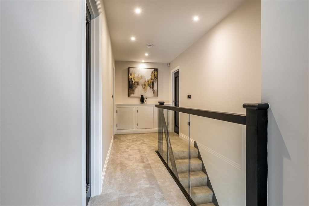Additional image 26 of 5 bed property for salePlot 4, Chase View, Spring Court Road, Enfield EN2