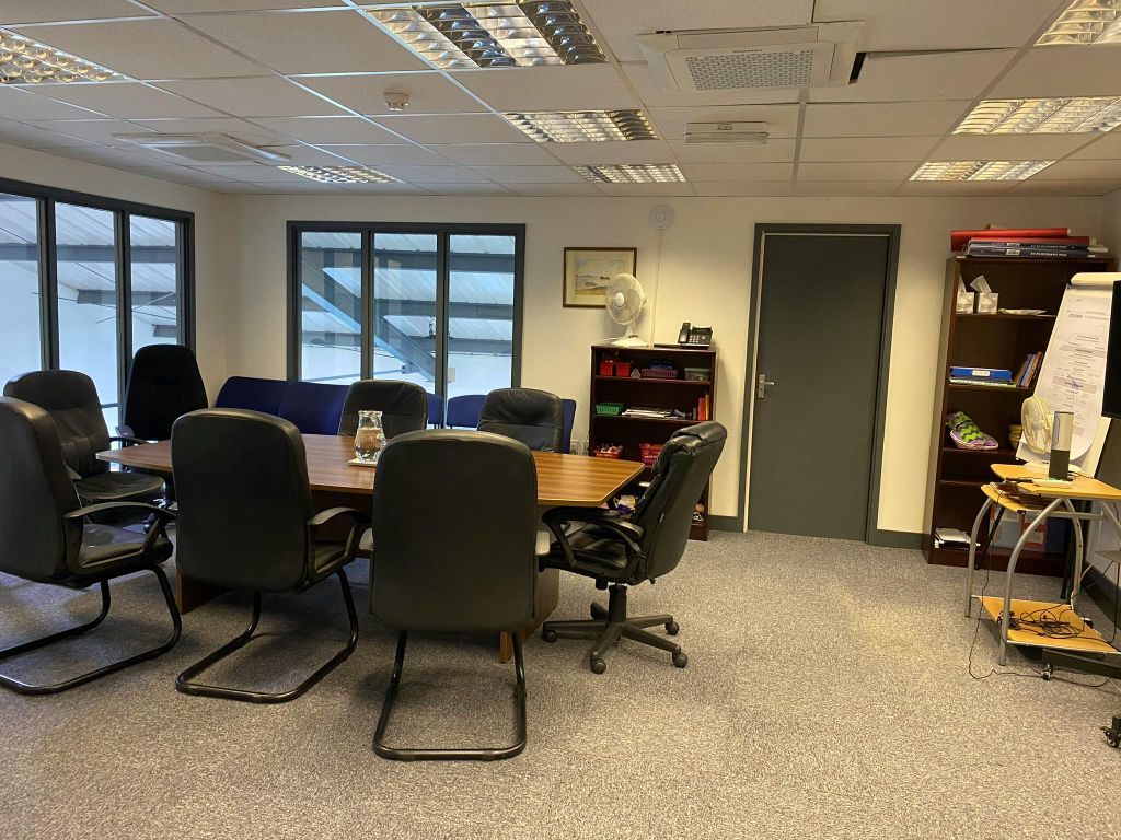 Property photo 3 of 12 Internal 2.Jpeg