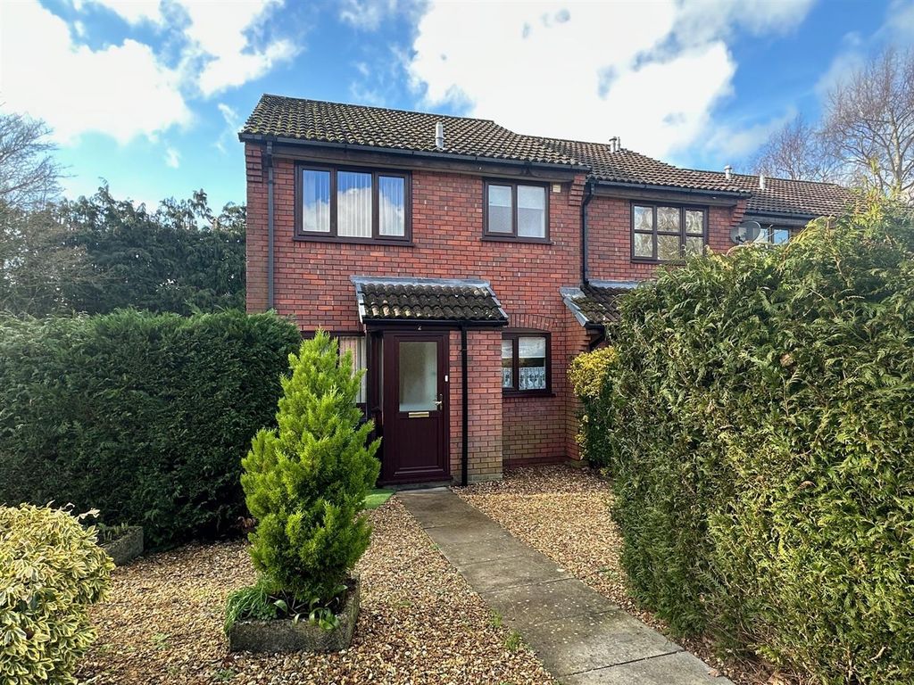 Property photo 1 of 9 Front