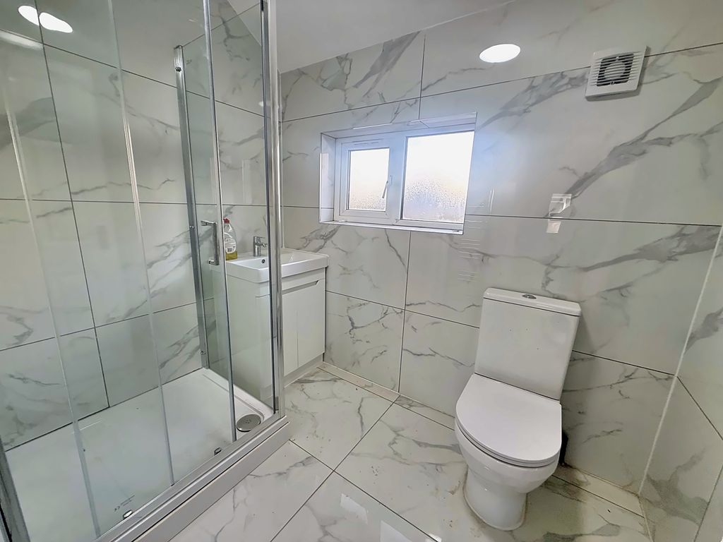 Property photo 3 of 3 Gallery