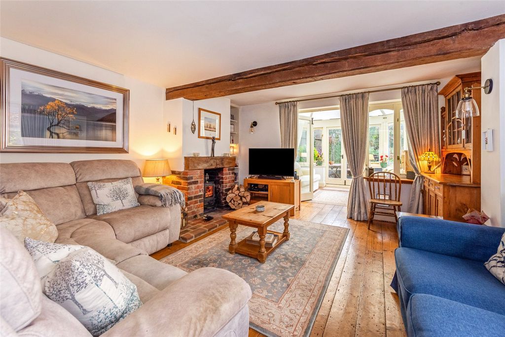 Property photo 2 of 13 Sitting Room