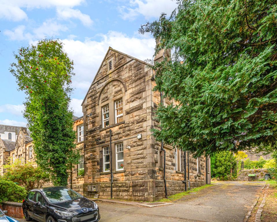 Property photo 2 of 13