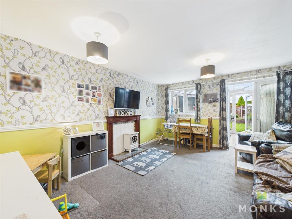 Property photo 3 of 21 Cam01420G0-Pr0782-Still005.Jpg