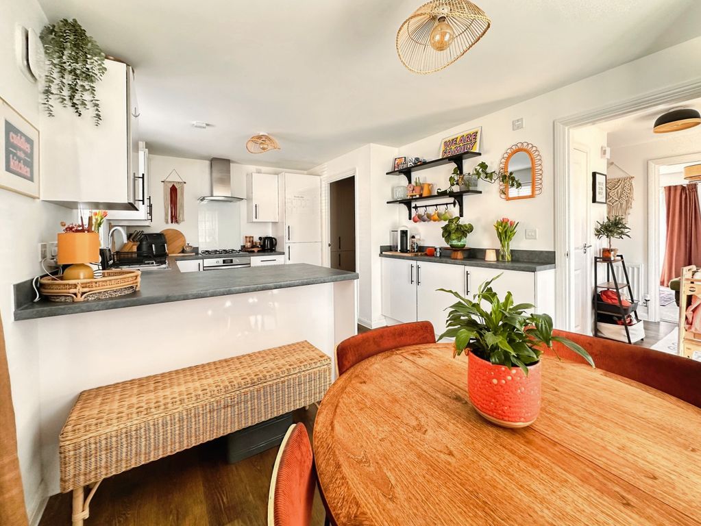 Property photo 3 of 26 Cf278576-Img_8346