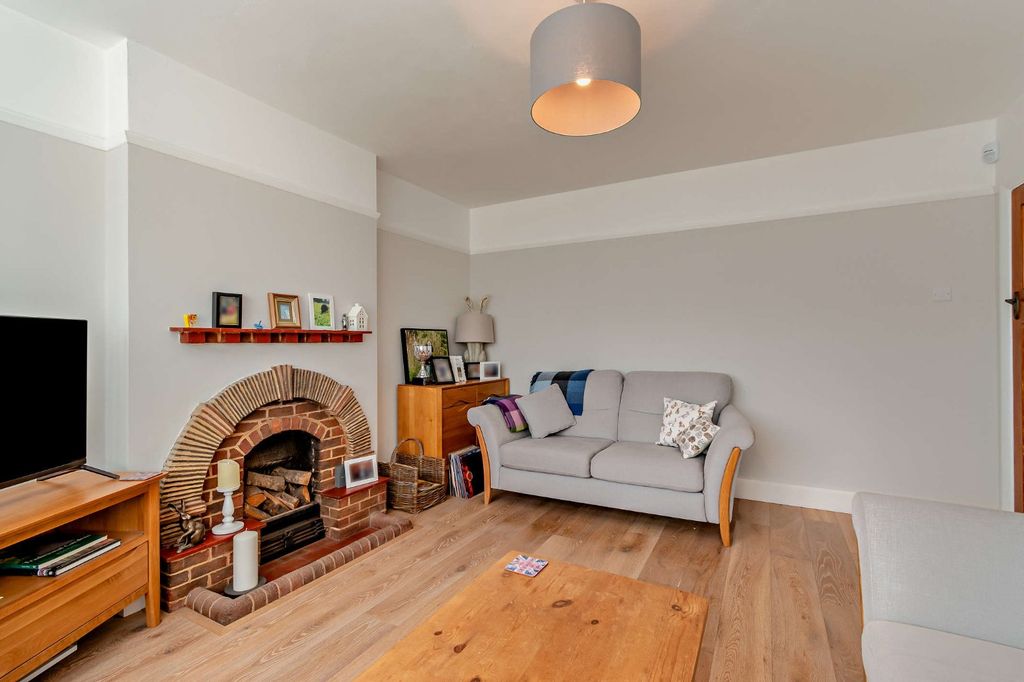 Property photo 3 of 19 Reception Room