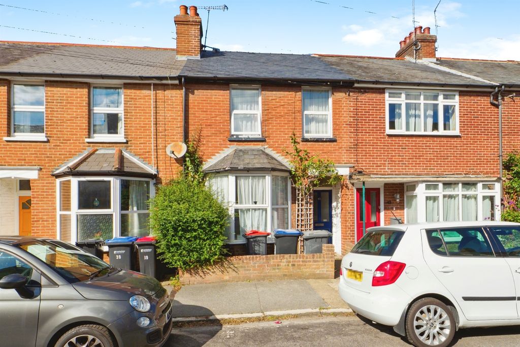 Property photo 1 of 17