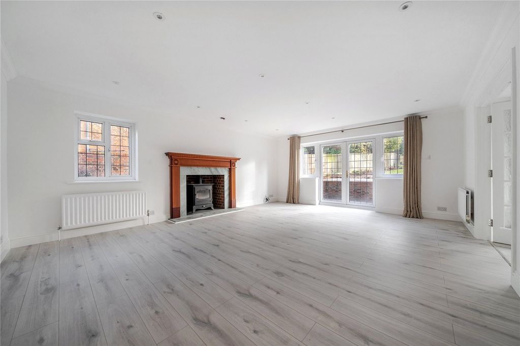 Property photo 3 of 8 Picture No. 04