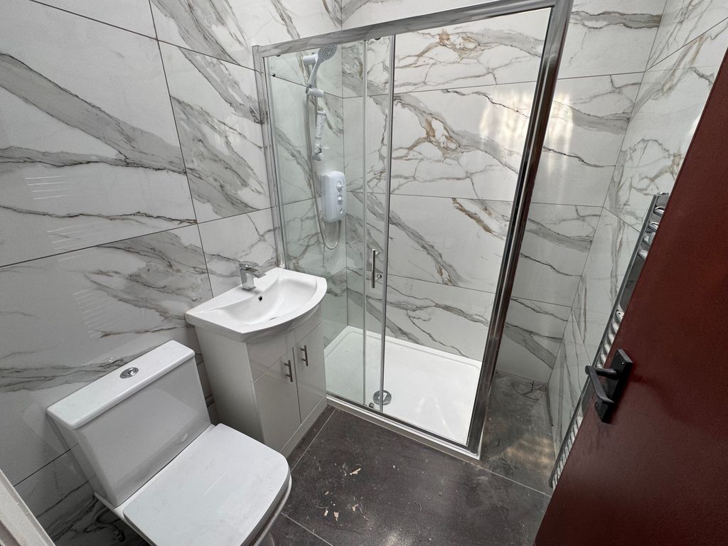 Property photo 3 of 4 Img_7324