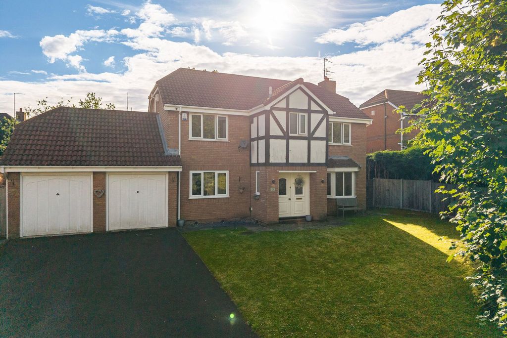 Property photo 3 of 38