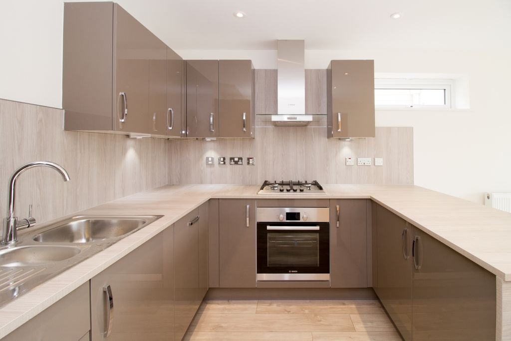 Property photo 3 of 7 39833