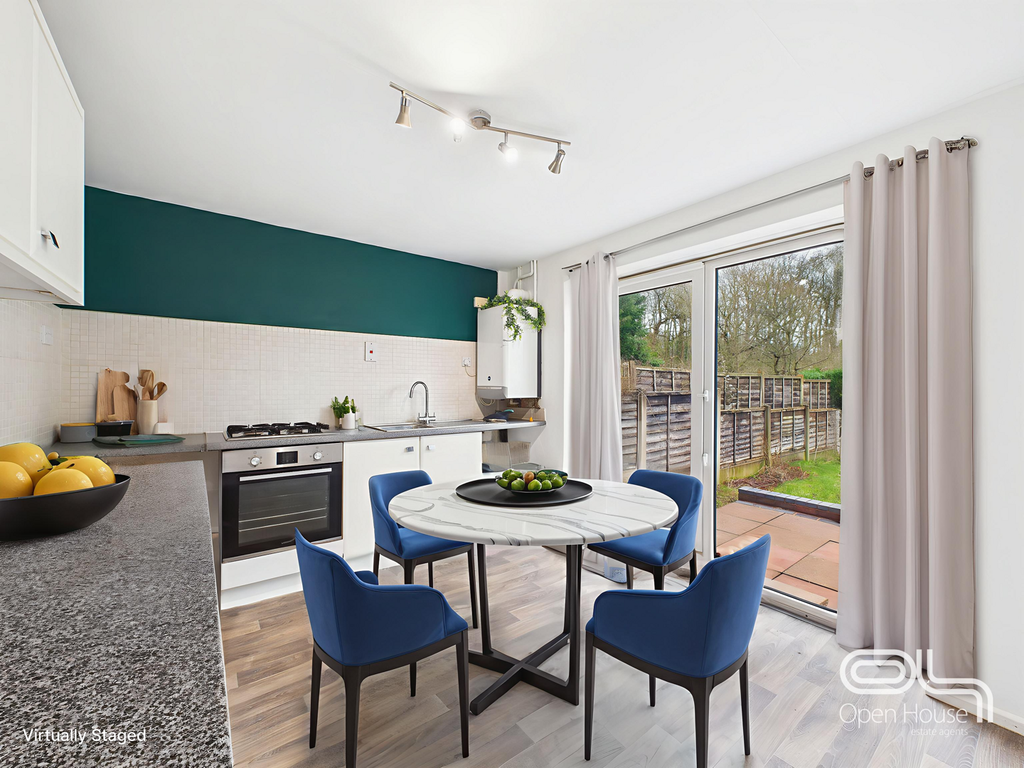 Property photo 3 of 15 Kitchen