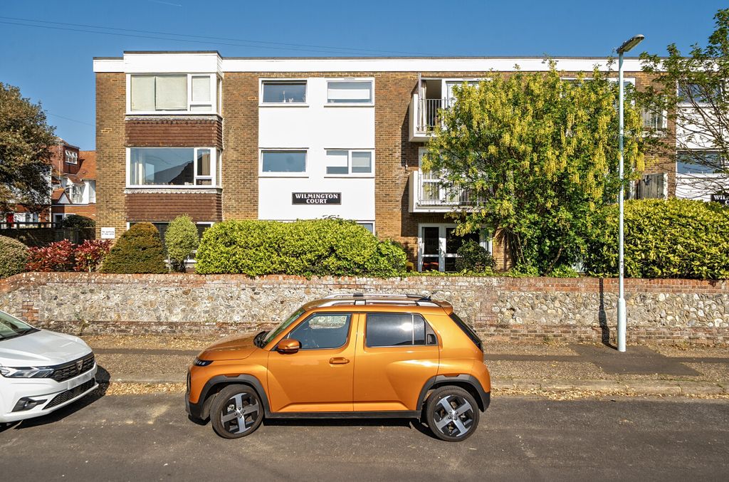 Property photo 1 of 14 1456586-1-69F4c7B...
