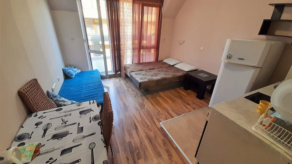 Property photo 1 of 7