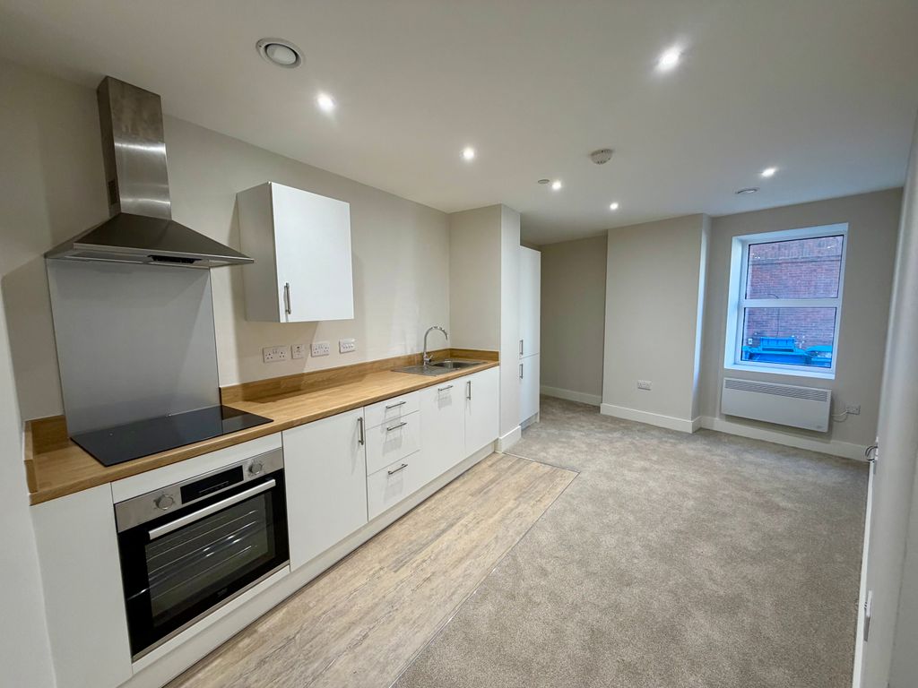 Property photo 1 of 4 Kitchen
