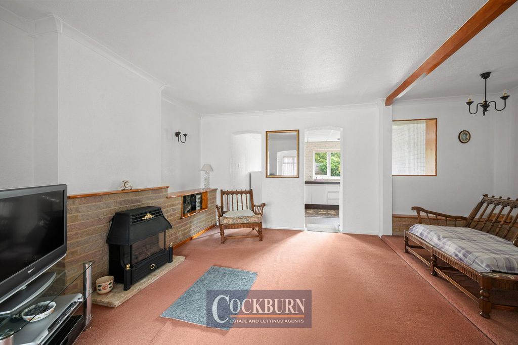 Property photo 3 of 19