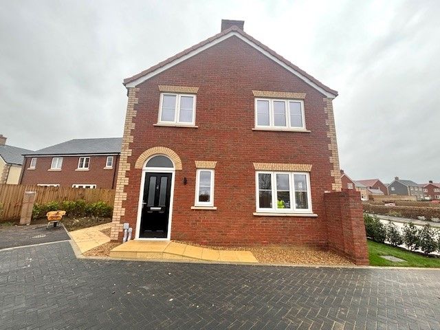 Property photo 1 of 5 Front