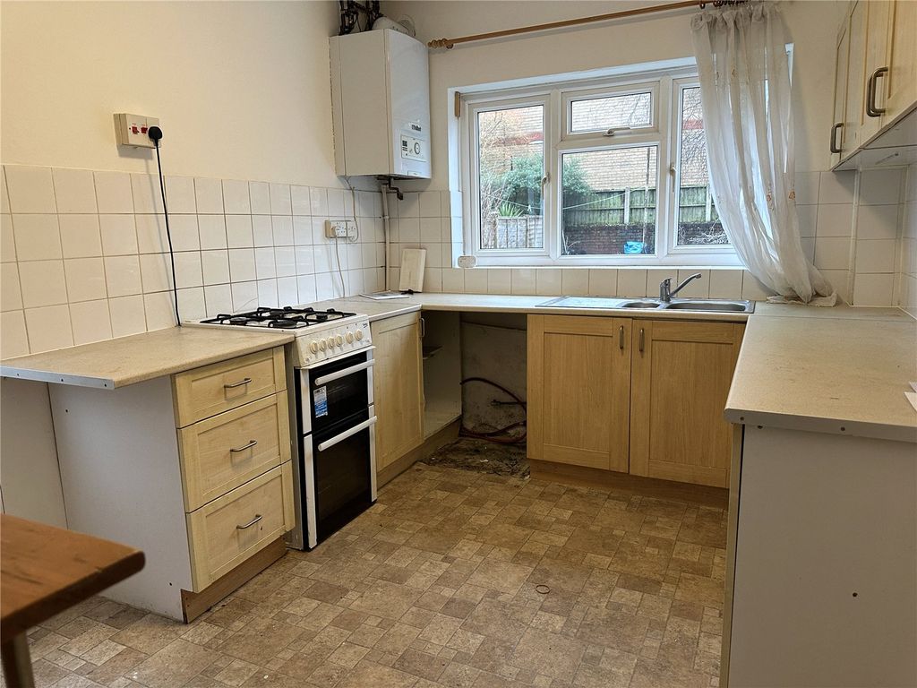 Property photo 2 of 12 Picture No. 13