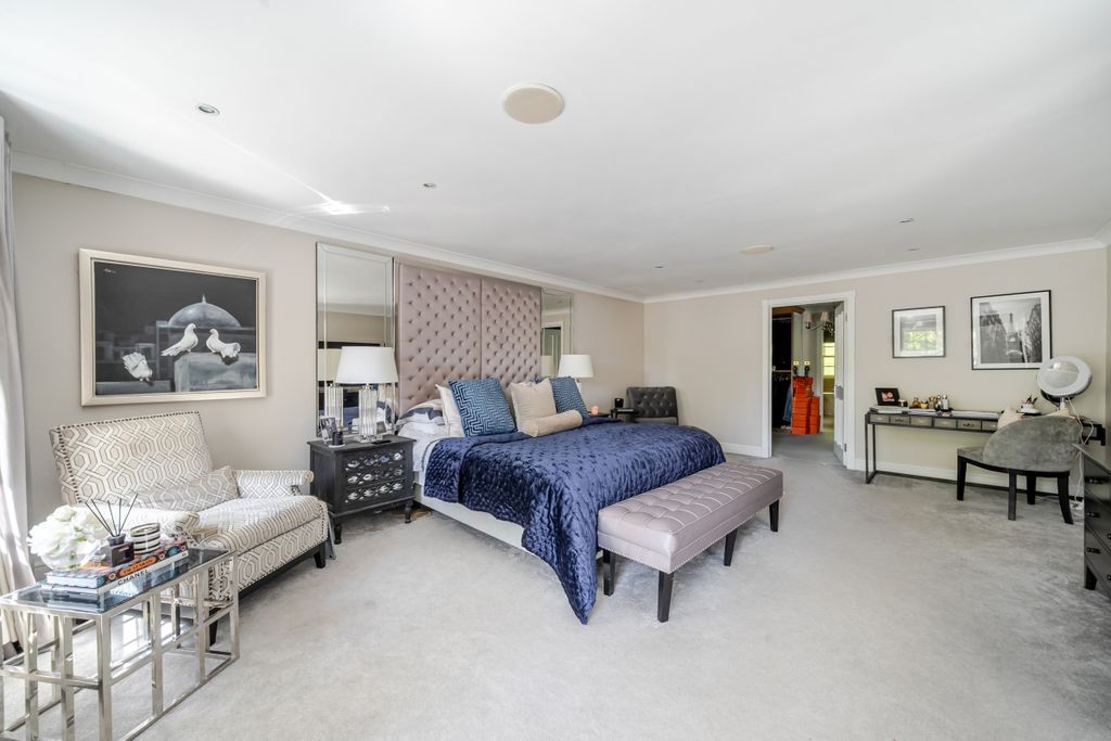 Additional image 10 of 6 bed detached house to rentBagshot Road, Ascot SL5