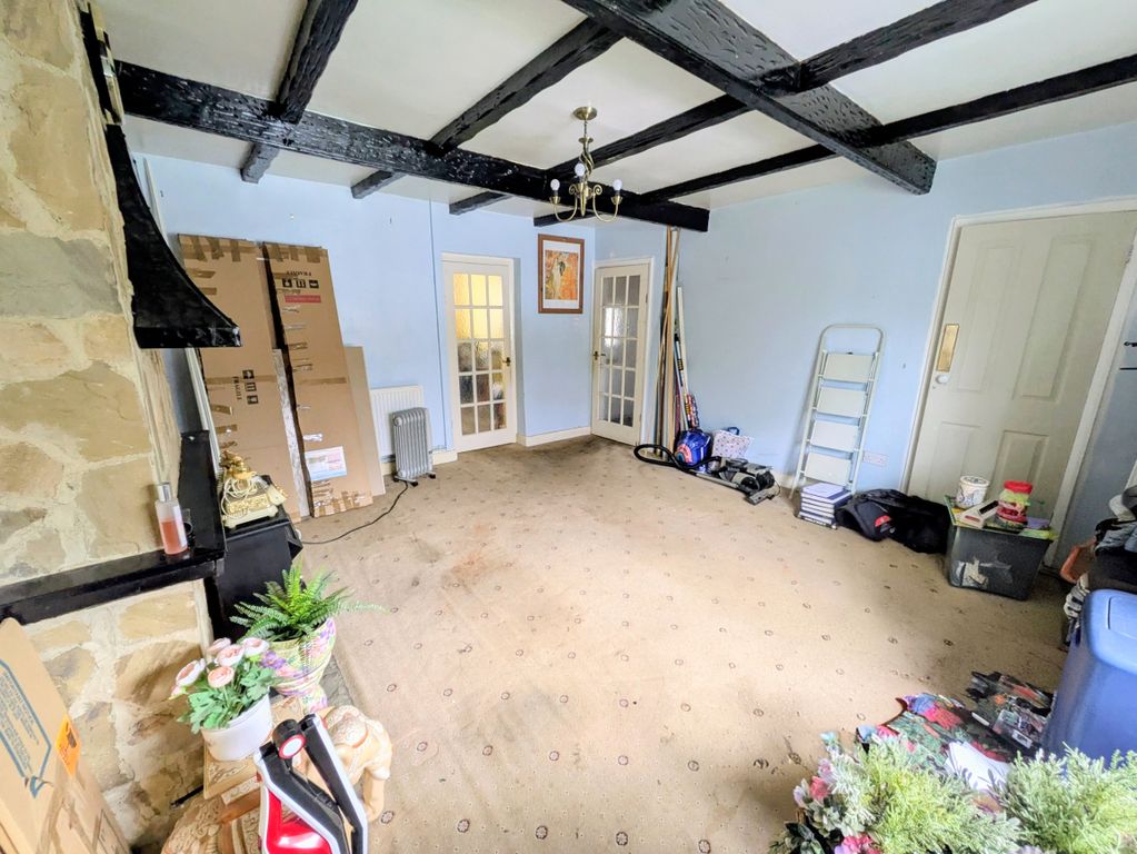 Property photo 2 of 10 1000040320